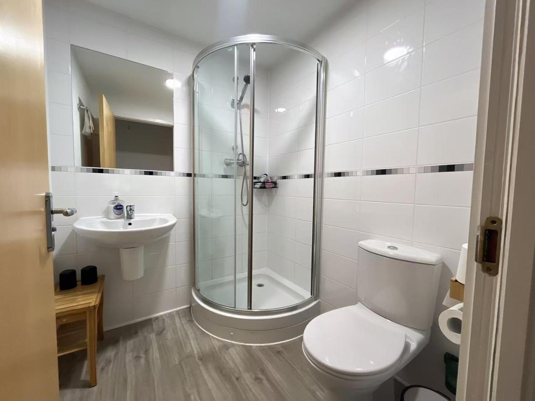 Apartment 2 Bath Free Parking EDI Kültér fotó